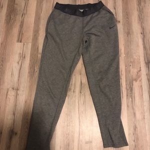 gray nike sweatpants